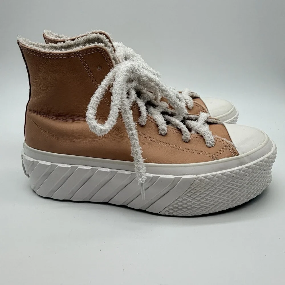 Converse Shoes Sz 8 Chuck Taylor All Star‎ 2X Platform High Cozy Sherpa Vachetta